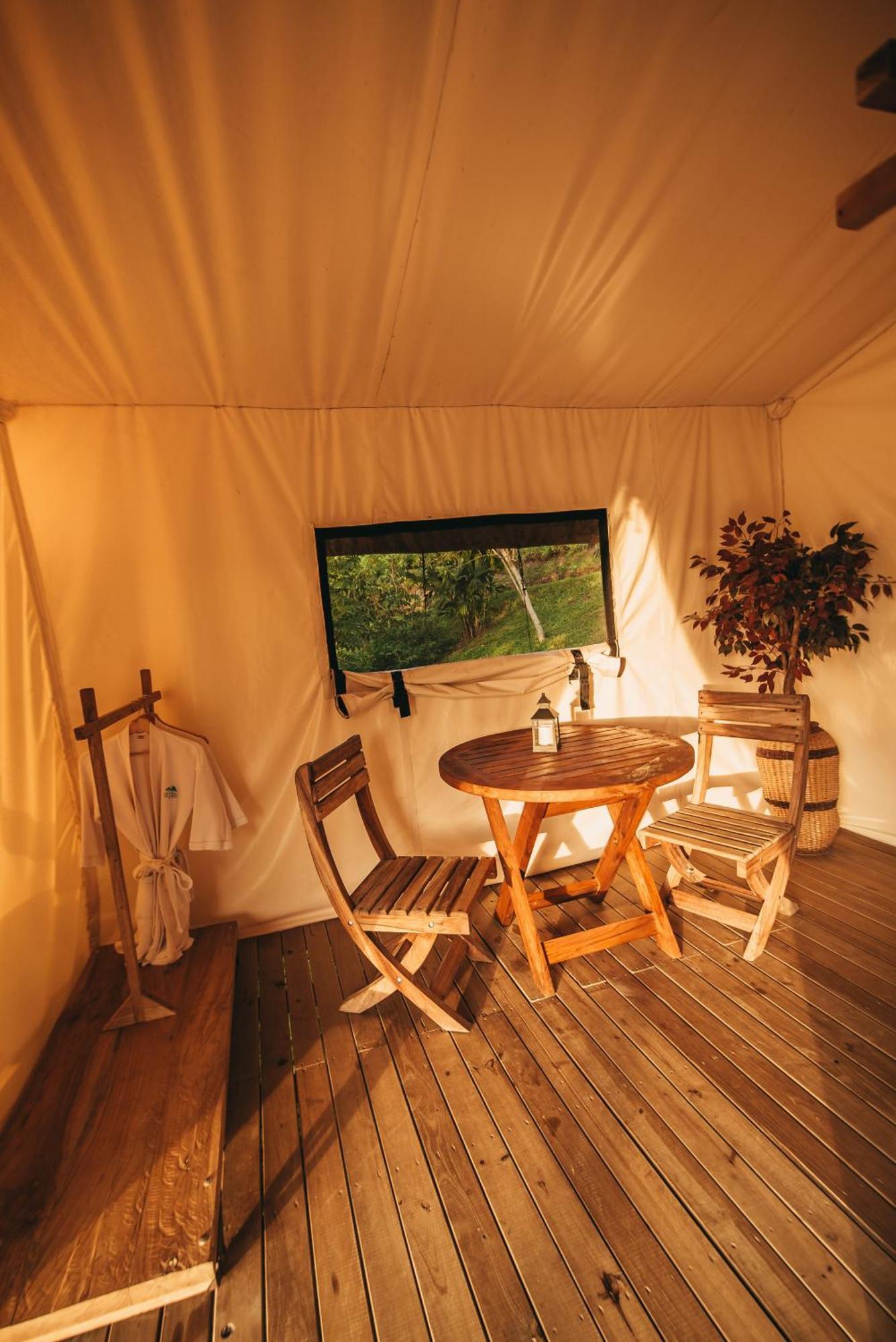 ホテル Glamping Entre Rios Calarcá エクステリア 写真